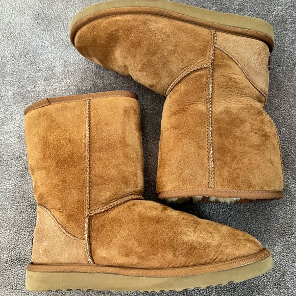 2005 UGG Classic short - Picture 1 of 11